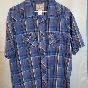 Vintage snap button Wrangler short sleeve shirt
